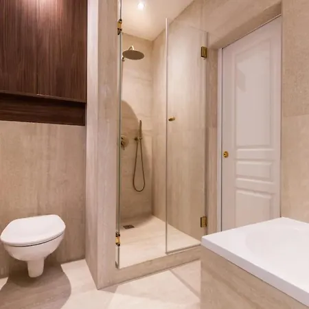 Luxurious & 2bd For 4 Apartment *